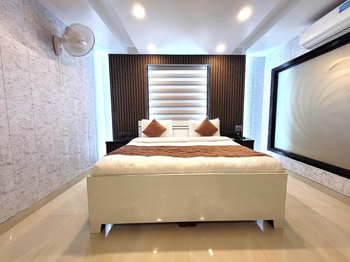 Hotel The Daanish Residency - Karol Bagh Új-Delhi Kültér fotó