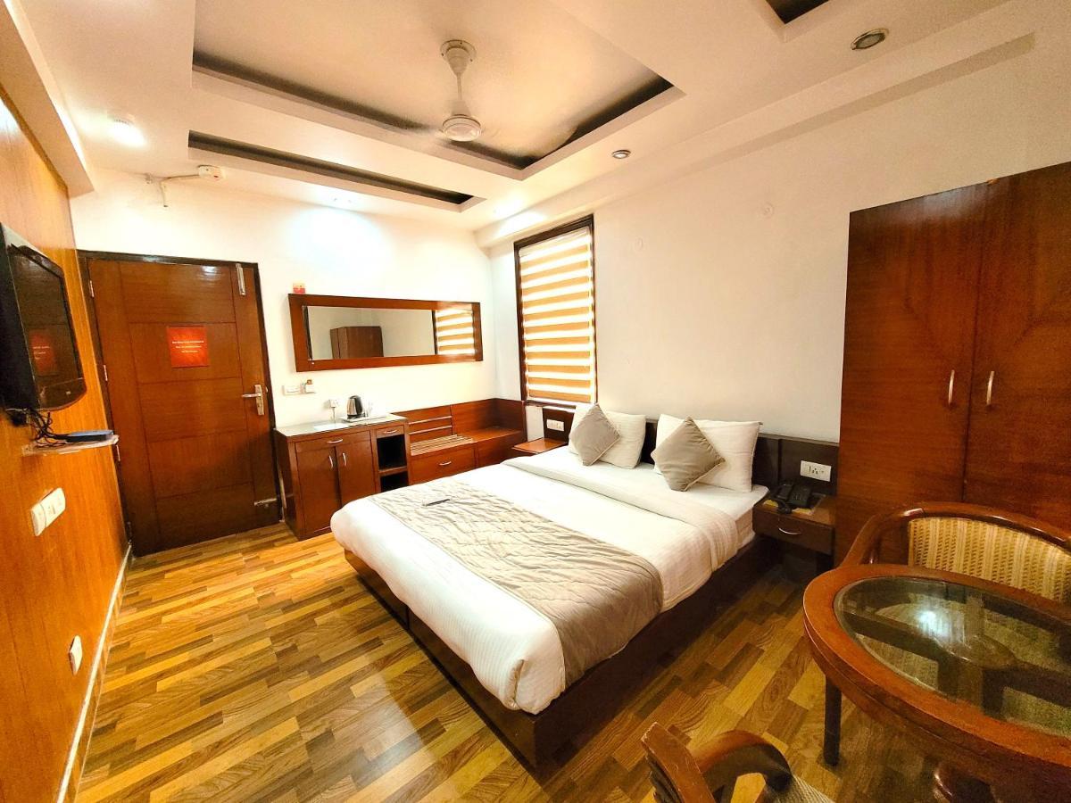 Hotel The Daanish Residency - Karol Bagh Új-Delhi Kültér fotó