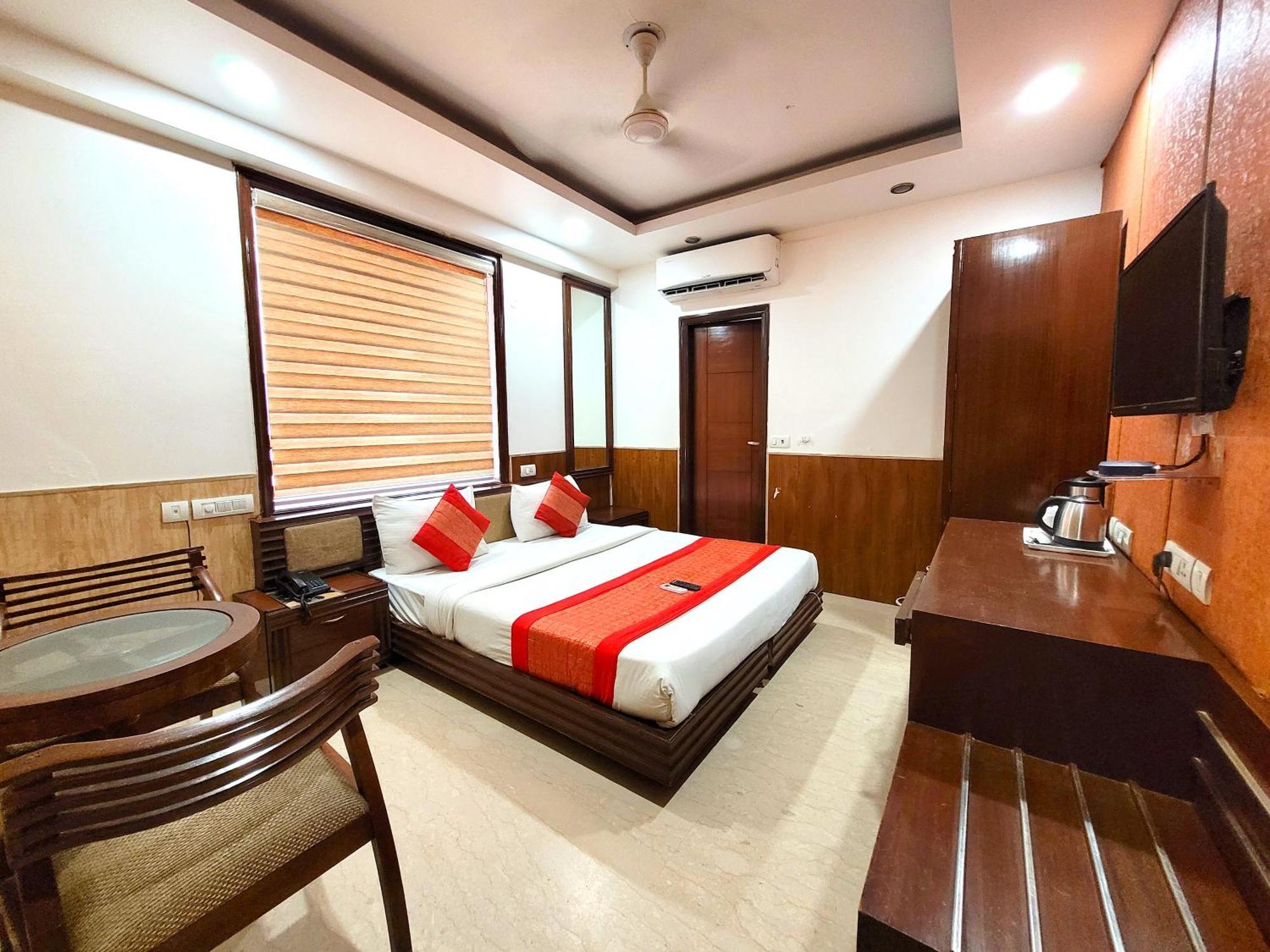 Hotel The Daanish Residency - Karol Bagh Új-Delhi Kültér fotó