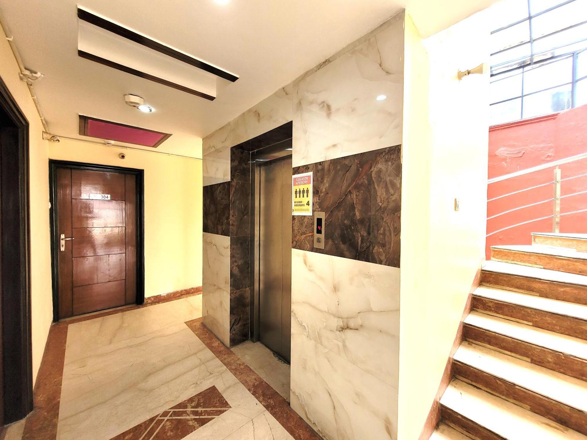 Hotel The Daanish Residency - Karol Bagh Új-Delhi Kültér fotó