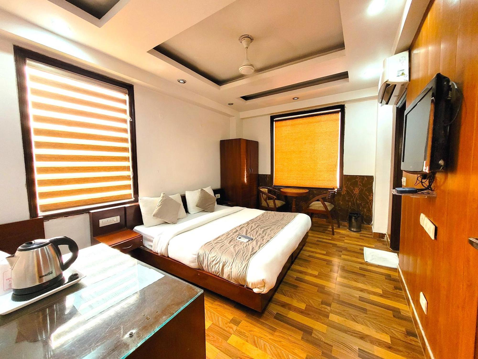 Hotel The Daanish Residency - Karol Bagh Új-Delhi Kültér fotó