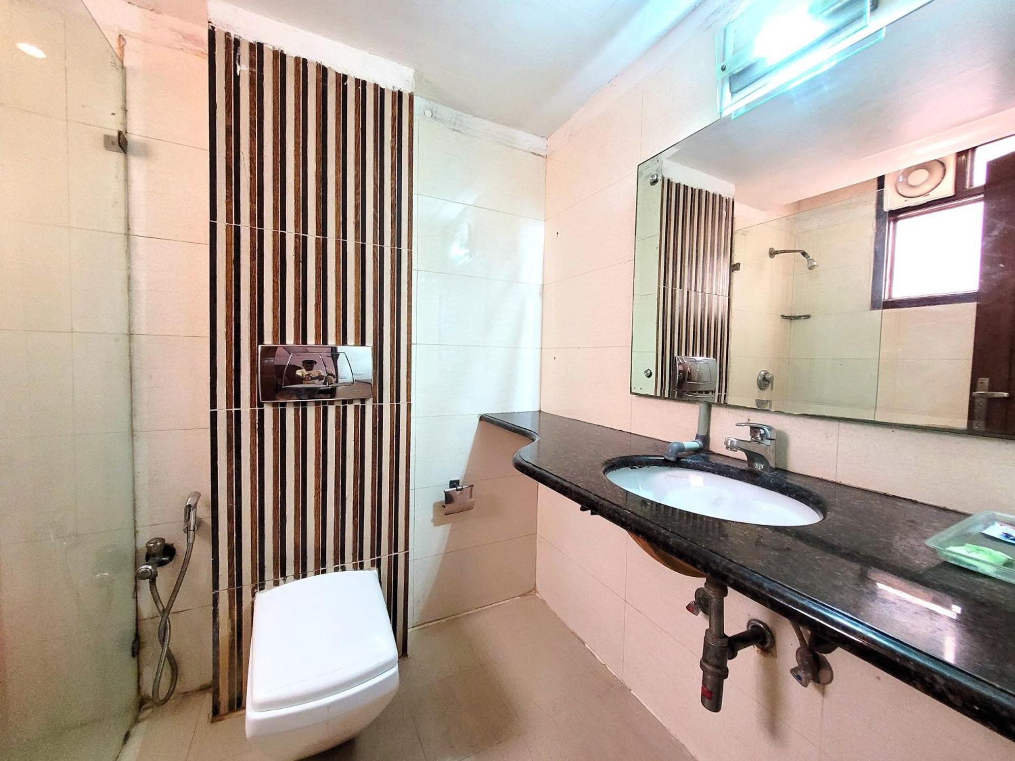 Hotel The Daanish Residency - Karol Bagh Új-Delhi Kültér fotó