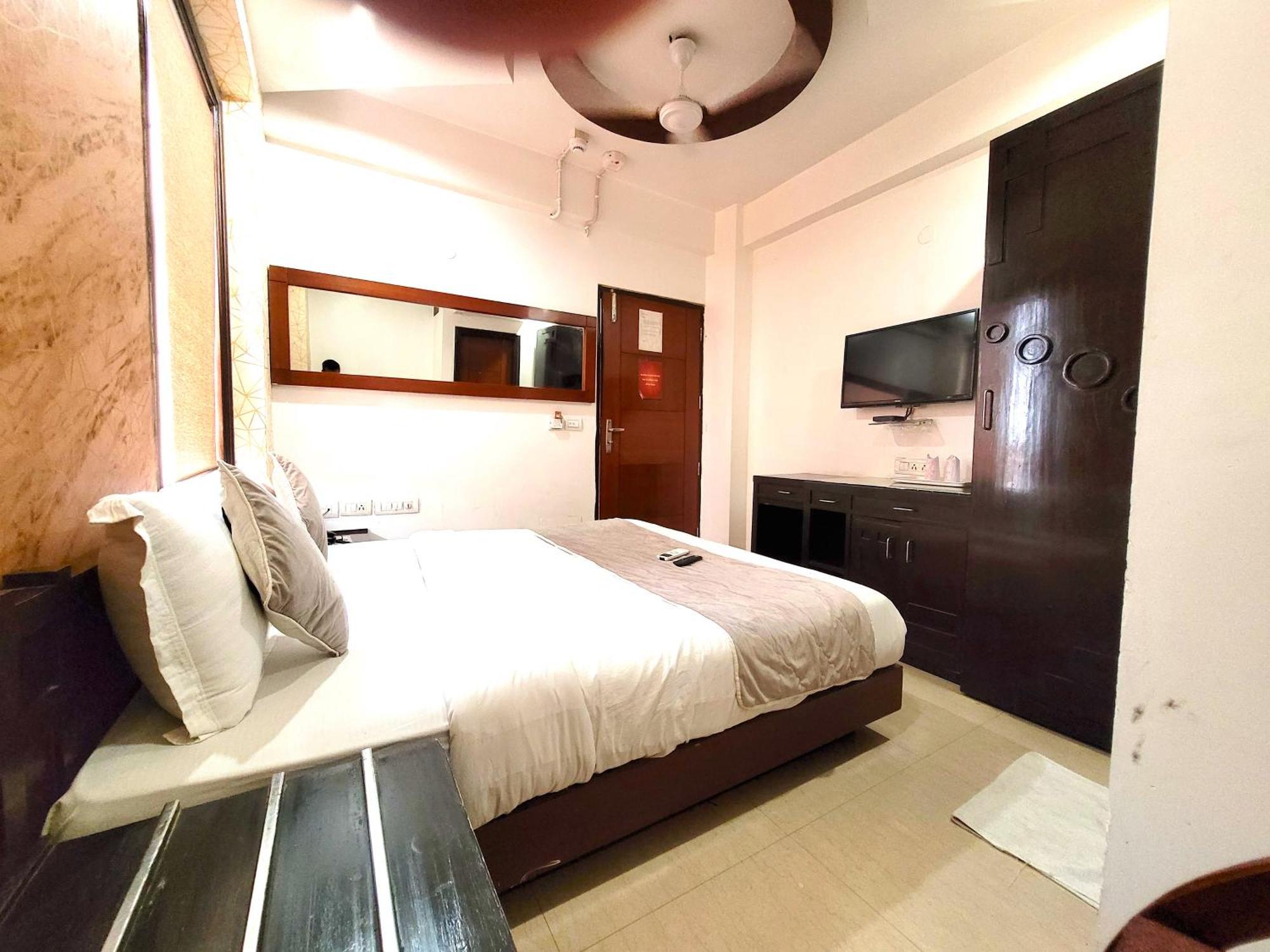 Hotel The Daanish Residency - Karol Bagh Új-Delhi Kültér fotó