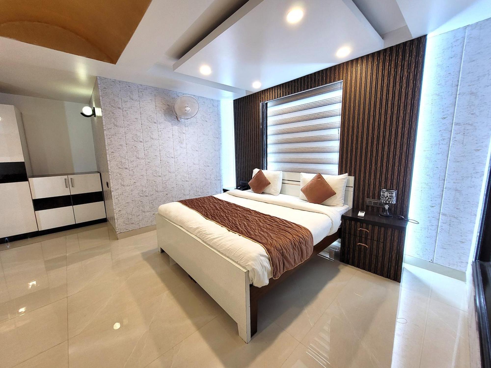 Hotel The Daanish Residency - Karol Bagh Új-Delhi Kültér fotó