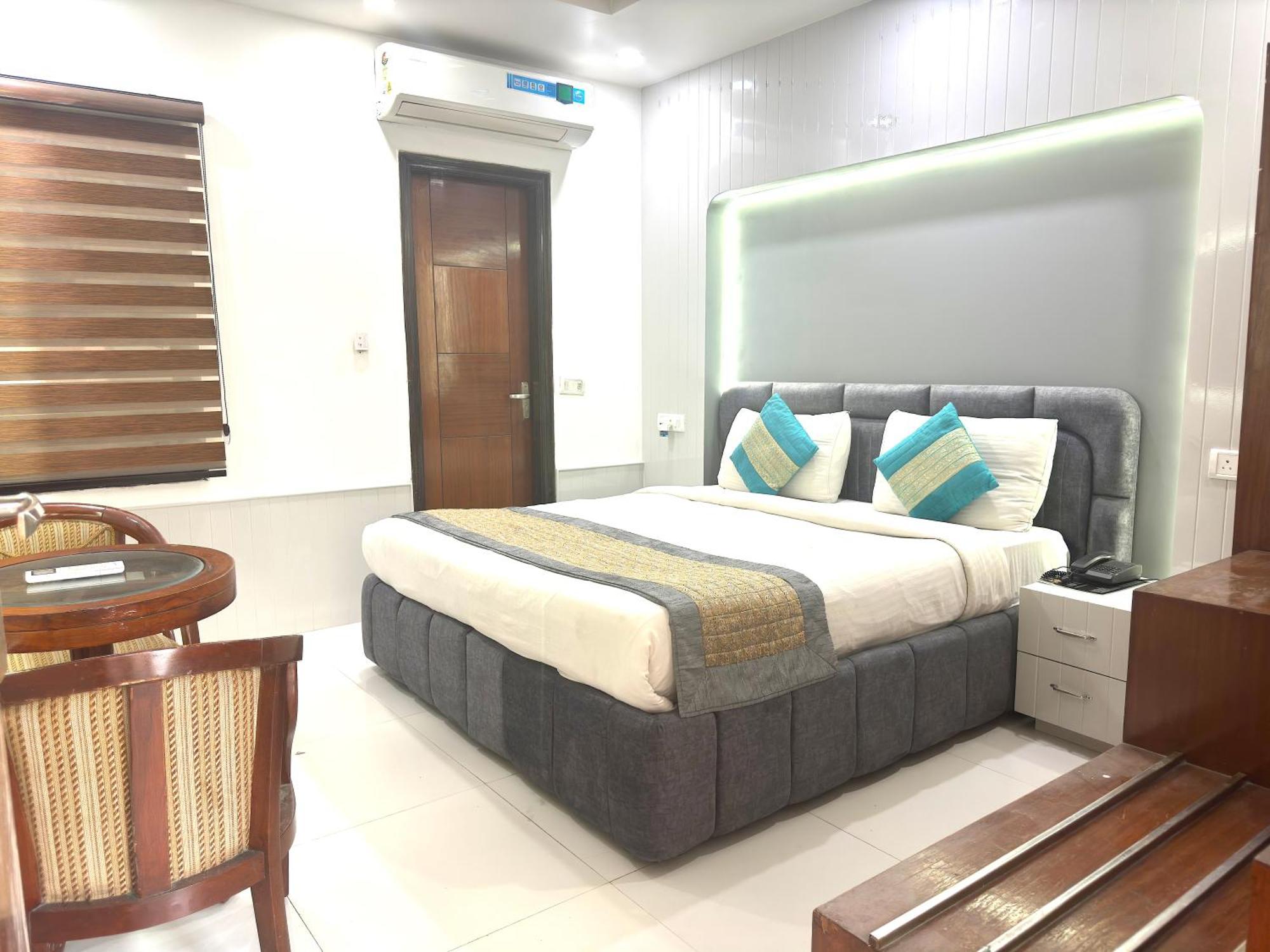 Hotel The Daanish Residency - Karol Bagh Új-Delhi Kültér fotó